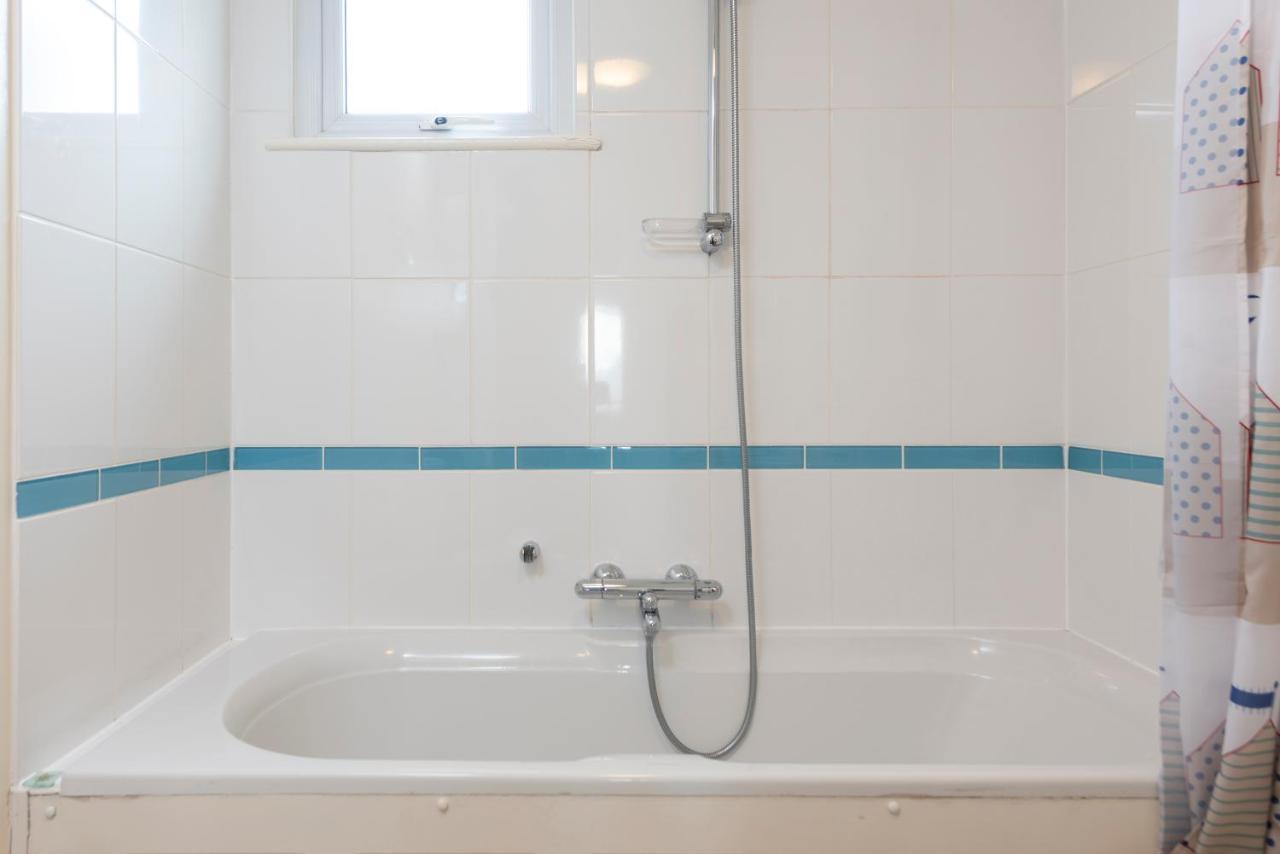 Waves Apartment, St Ives Buitenkant foto